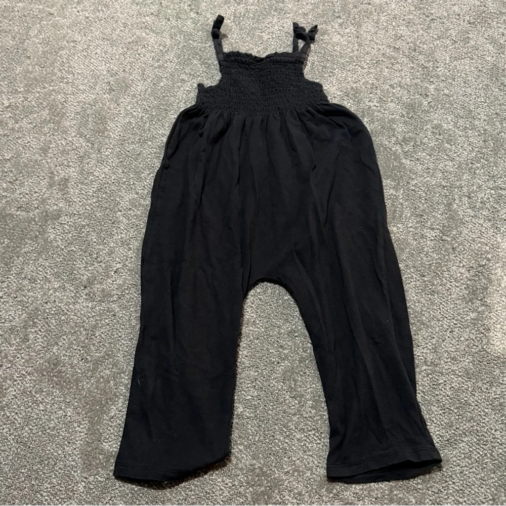 Baby GAP 3 years black jumper outfit with thin straps and‎ long bottoms so cute